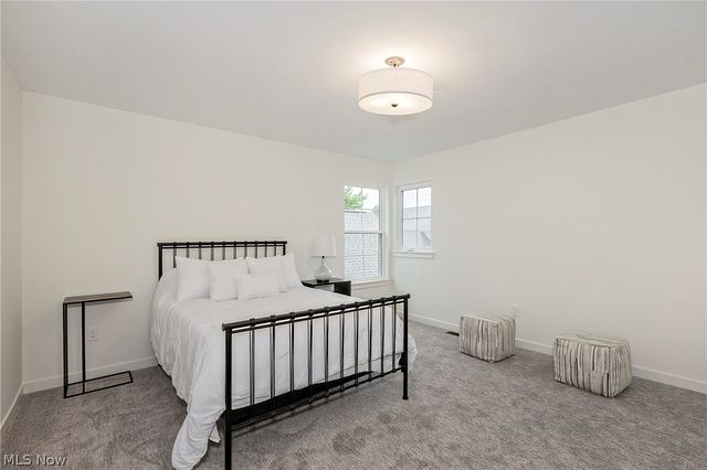 5059 Shepherds Glen, Willoughby, OH 44094