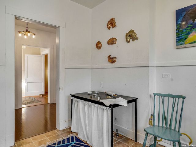 206 Laurel Heights Place, San Antonio, TX 78212