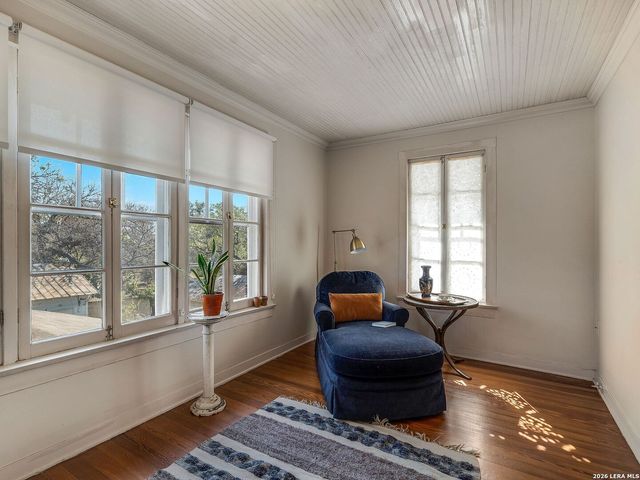 206 Laurel Heights Place, San Antonio, TX 78212