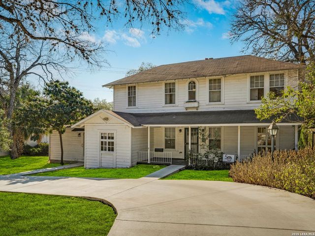 206 Laurel Heights Place, San Antonio, TX 78212