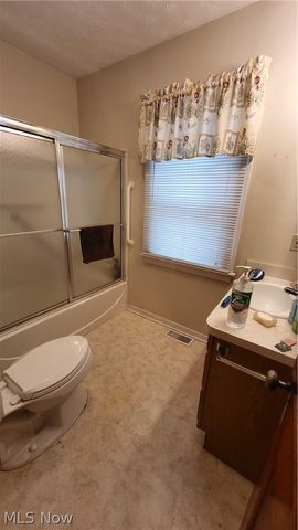 5520 Northcliff Avenue, Cleveland, OH 44144