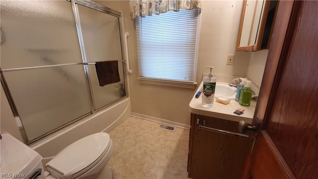 5520 Northcliff Avenue, Cleveland, OH 44144