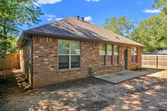 1311 Woodley, Tyler, TX 75701