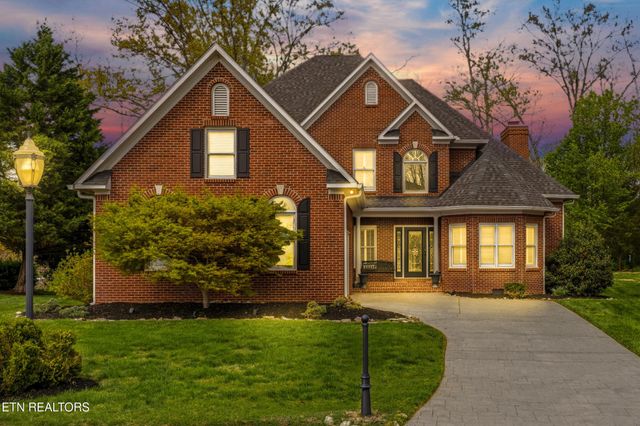 9830 Giverny Circle, Knoxville, TN 37922