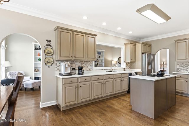 9830 Giverny Circle, Knoxville, TN 37922