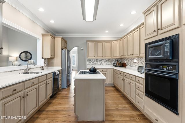 9830 Giverny Circle, Knoxville, TN 37922