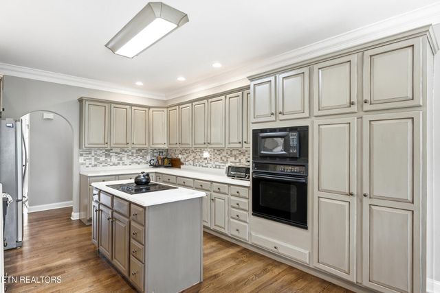 9830 Giverny Circle, Knoxville, TN 37922