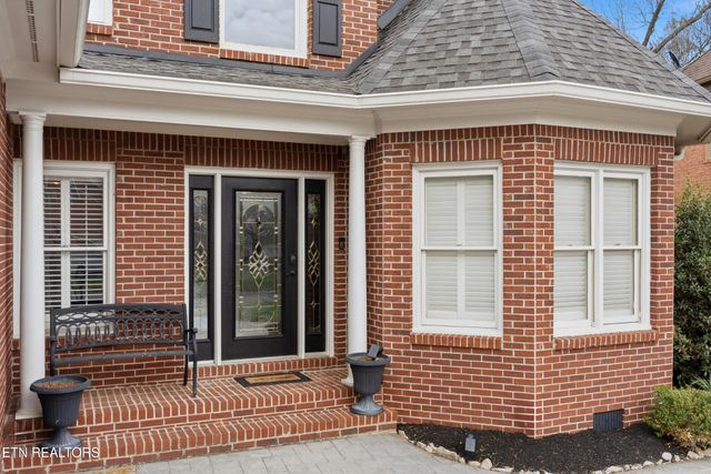 9830 Giverny Circle, Knoxville, TN 37922
