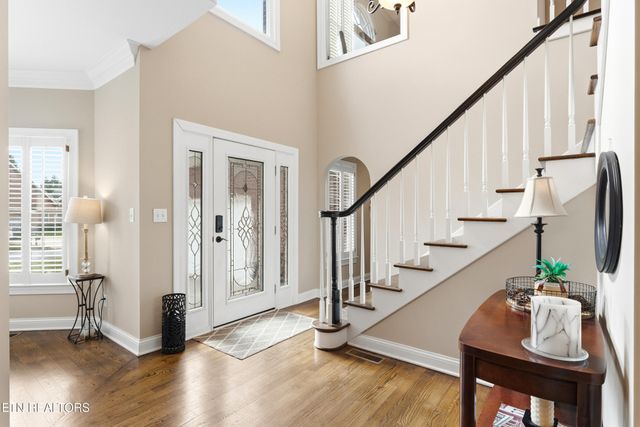 9830 Giverny Circle, Knoxville, TN 37922