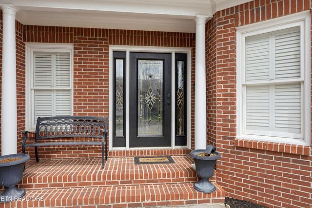 9830 Giverny Circle, Knoxville, TN 37922
