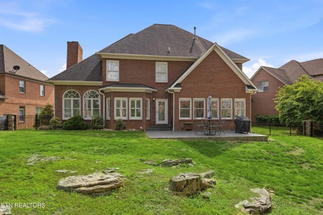 9830 Giverny Circle, Knoxville, TN 37922