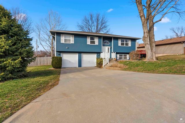 3004 Wilson Drive, Manhattan, KS 66502