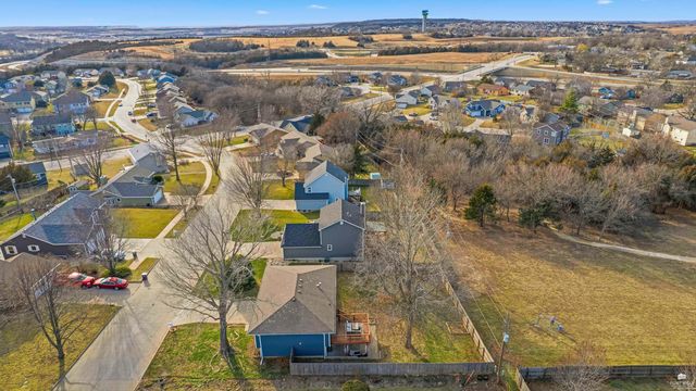 3004 Wilson Drive, Manhattan, KS 66502