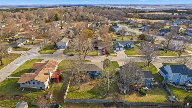 3004 Wilson Drive, Manhattan, KS 66502