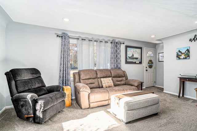 15422 Coleman Avenue, Grand Haven, MI 49417