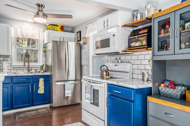 15422 Coleman Avenue, Grand Haven, MI 49417