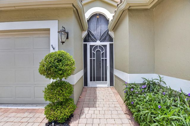 6839 Lismore Avenue, Boynton Beach, FL 33437