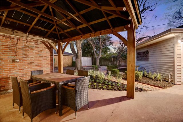 4311 Mcdermed Drive, Houston, TX 77035