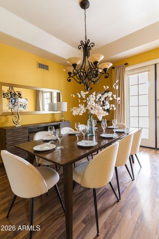 2739 E VISTA Drive, Phoenix, AZ 85032