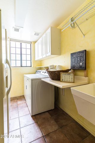 2739 E VISTA Drive, Phoenix, AZ 85032