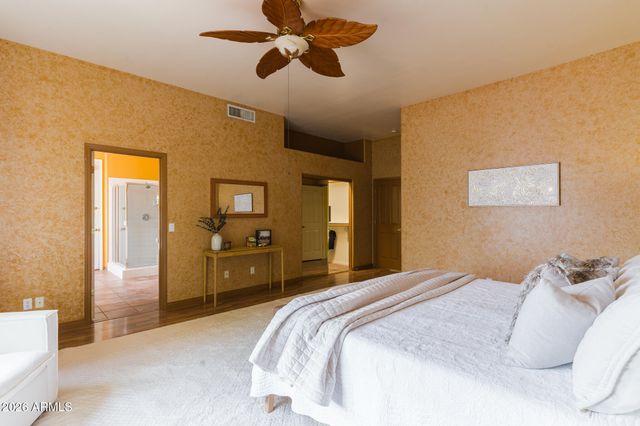 2739 E VISTA Drive, Phoenix, AZ 85032