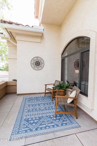 2739 E VISTA Drive, Phoenix, AZ 85032