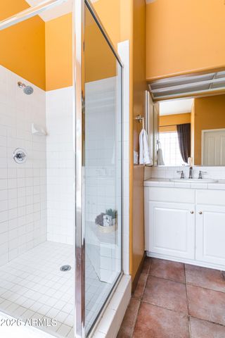 2739 E VISTA Drive, Phoenix, AZ 85032