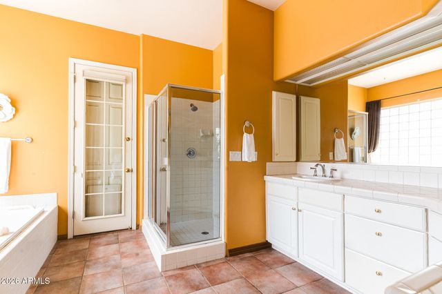 2739 E VISTA Drive, Phoenix, AZ 85032