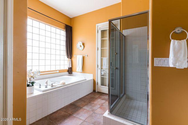 2739 E VISTA Drive, Phoenix, AZ 85032