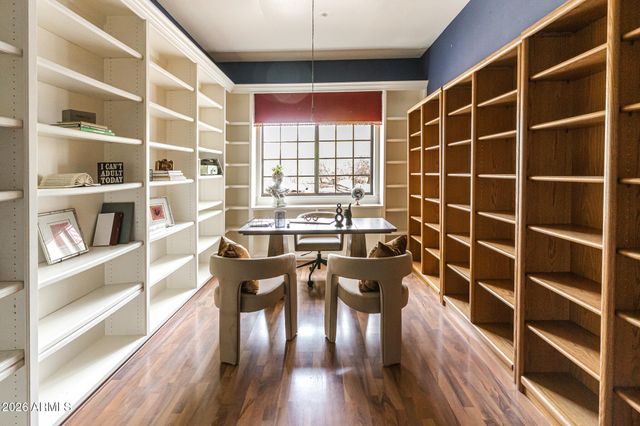 2739 E VISTA Drive, Phoenix, AZ 85032