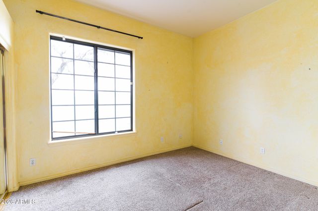 2739 E VISTA Drive, Phoenix, AZ 85032