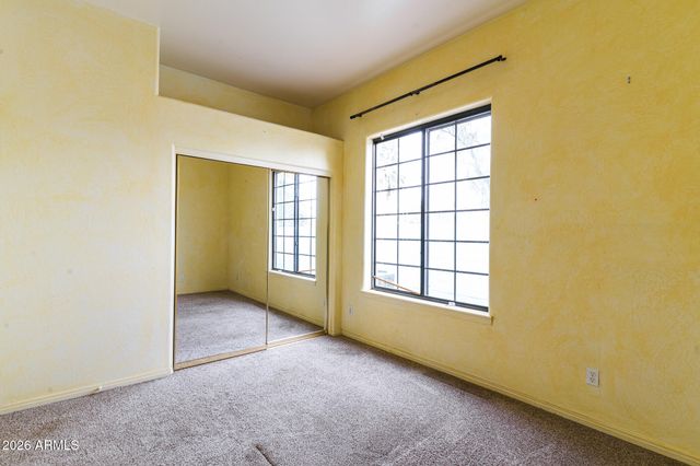 2739 E VISTA Drive, Phoenix, AZ 85032