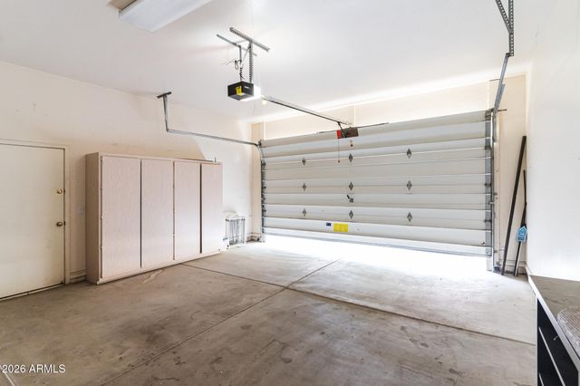 2739 E VISTA Drive, Phoenix, AZ 85032