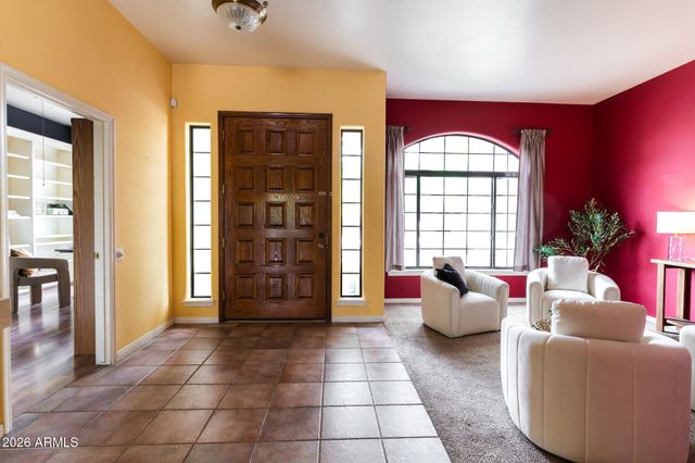 2739 E VISTA Drive, Phoenix, AZ 85032