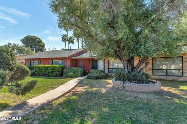 301 E mclellan Boulevard 10, Phoenix, AZ 85012
