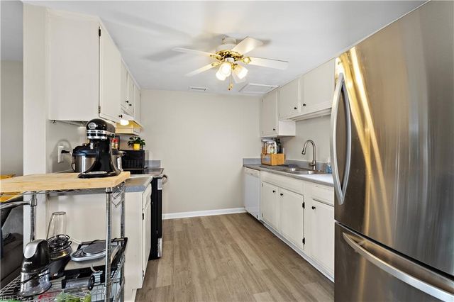 3207 Lakecrest RD, Virginia Beach, VA 23452