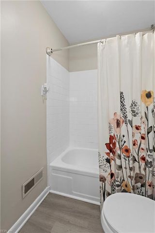 3207 Lakecrest RD, Virginia Beach, VA 23452