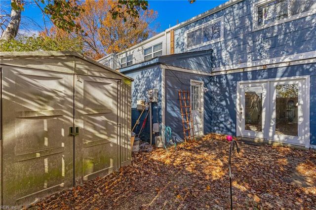 3207 Lakecrest RD, Virginia Beach, VA 23452