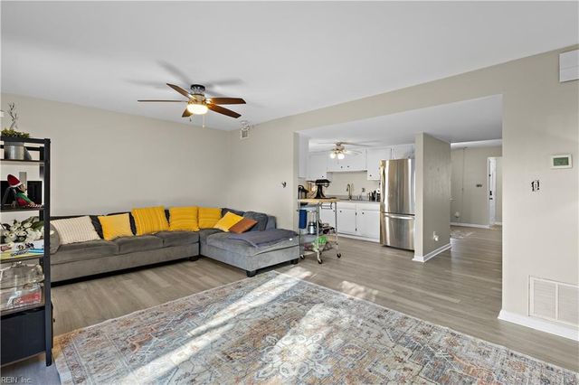 3207 Lakecrest RD, Virginia Beach, VA 23452