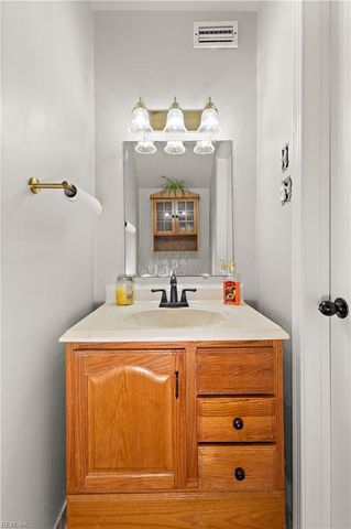 3207 Lakecrest RD, Virginia Beach, VA 23452