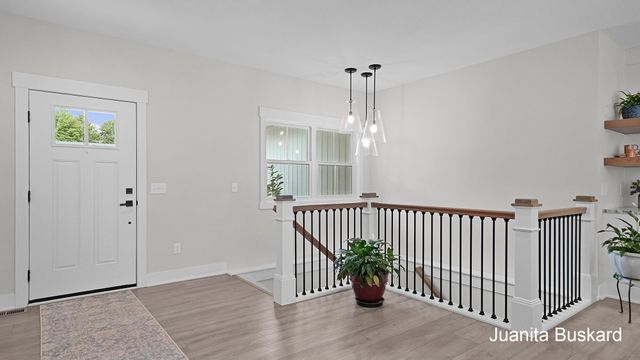 5392 Eaglepass Drive, Blendon Twp, MI 49426