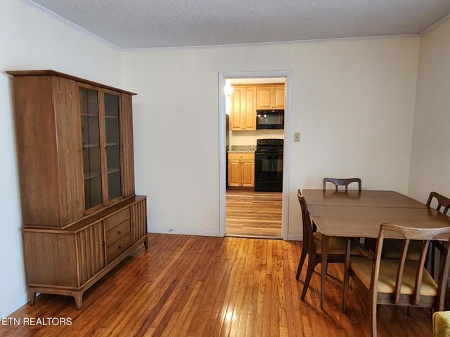 1506 Ridgeway Circle, Athens, TN 37303