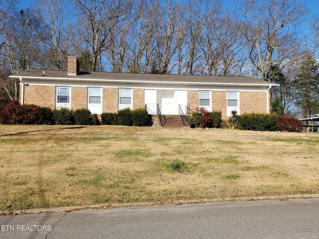 1506 Ridgeway Circle, Athens, TN 37303