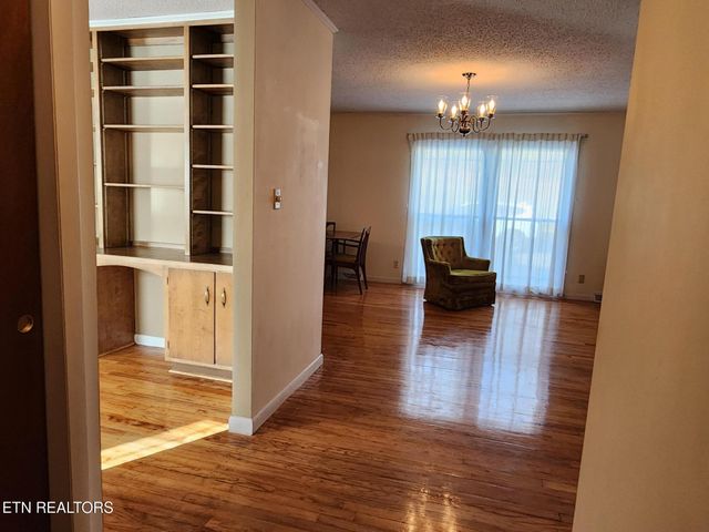 1506 Ridgeway Circle, Athens, TN 37303