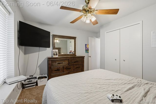 46519 Donahue Avenue, Macomb Township, MI 48044