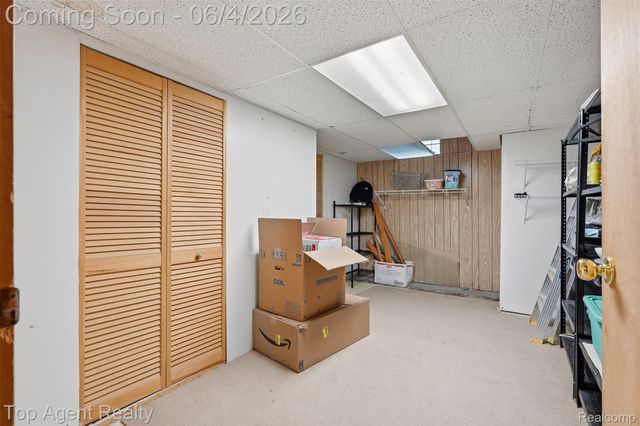 46519 Donahue Avenue, Macomb Township, MI 48044