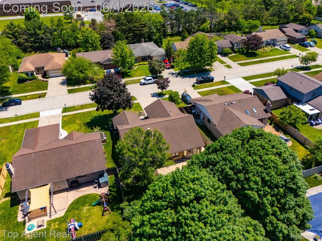 46519 Donahue Avenue, Macomb Township, MI 48044