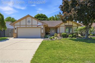 46519 Donahue Avenue, Macomb Township, MI 48044