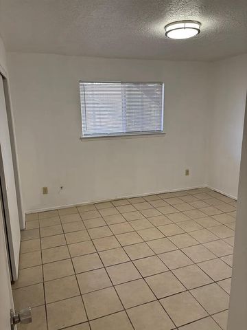 10901 Towner Avenue NE, Albuquerque, NM 87112