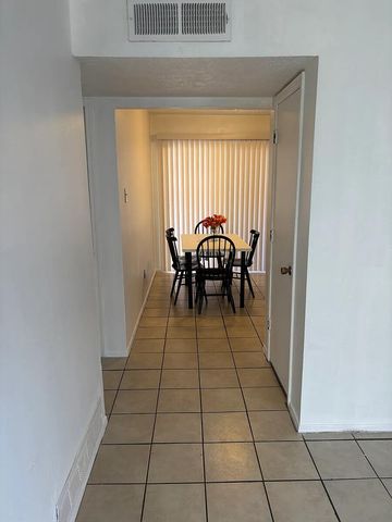 10901 Towner Avenue NE, Albuquerque, NM 87112